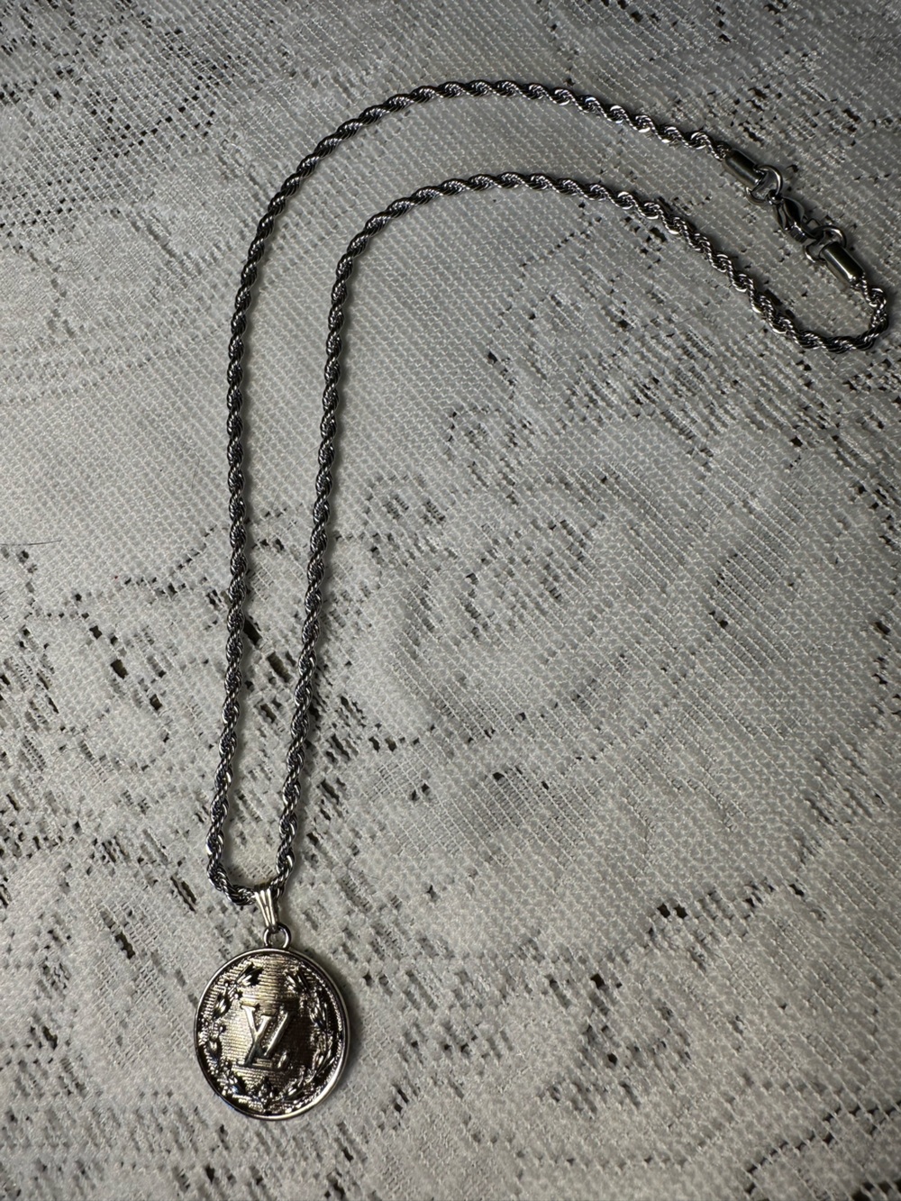 Silver Medallion Pendant Necklace - Silver - Picture 4 of 5